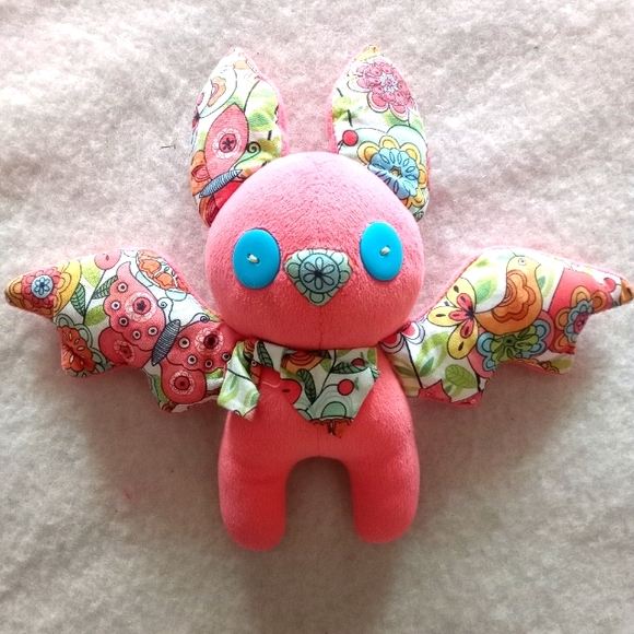 pink bat plush 🦇 handmade - Picture 1 of 5